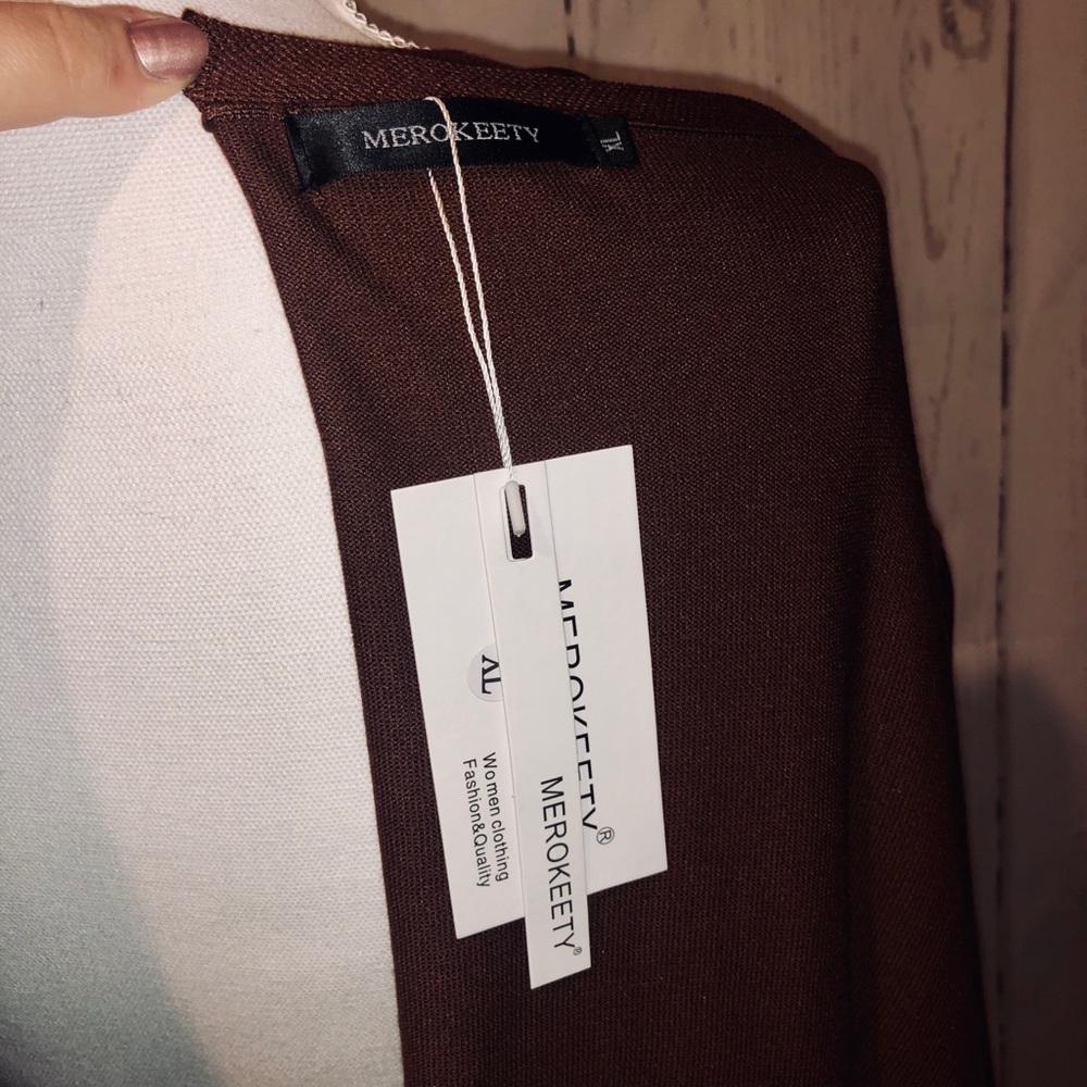 •NWT• RUST-WHITE-ORANGE CARDIGAN - Picture 6 of 7